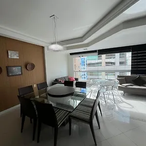 3 Suítes Próximo A Apartamento Itapema